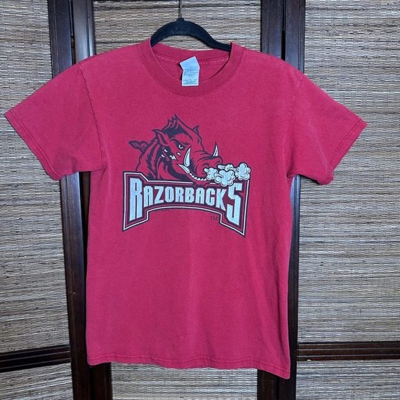 Vintage Arkansas Razorbacks Snorting Hog Mens Shirt Delta Magnum USA Made S - Picture 1 of 9